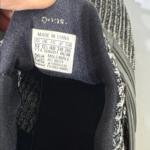 Ultra Boost 3.0 Oreo Size 13 - Picture 5 of 6